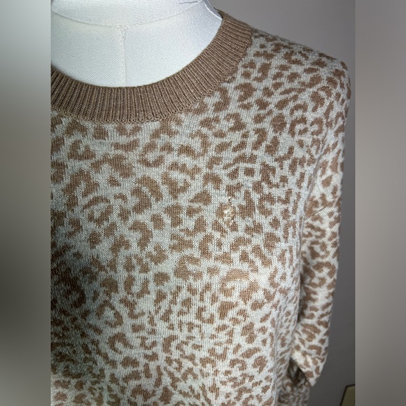 Splendid Knit Brown Leopard Pullover Sweater size Large - Picture 3 of 8